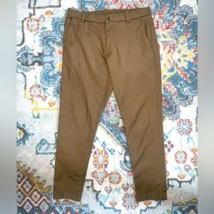 Lululemon mens Commission Pant.  32” waist, 30” inseam.